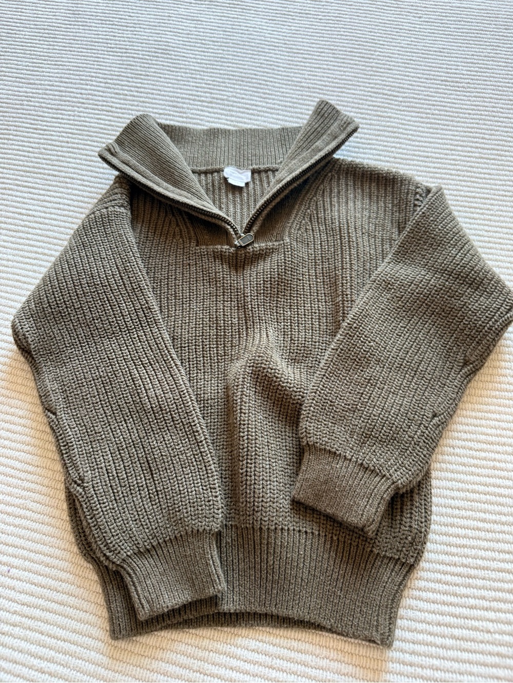 Half-Zip Ribbed Pullover Sweater in Olive